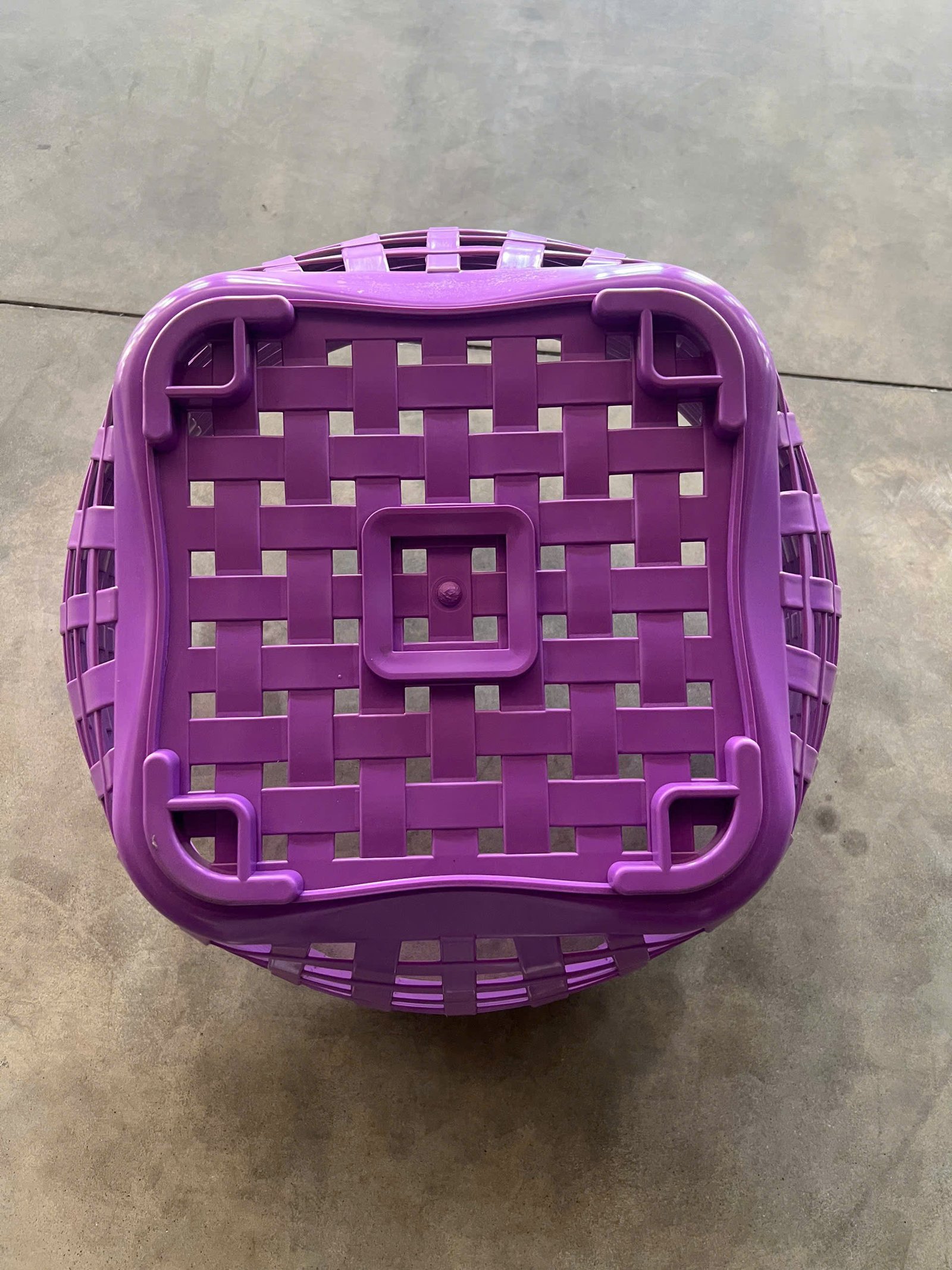 Ventilated Plastic Crate sầu riêng tím (660x460 mm)